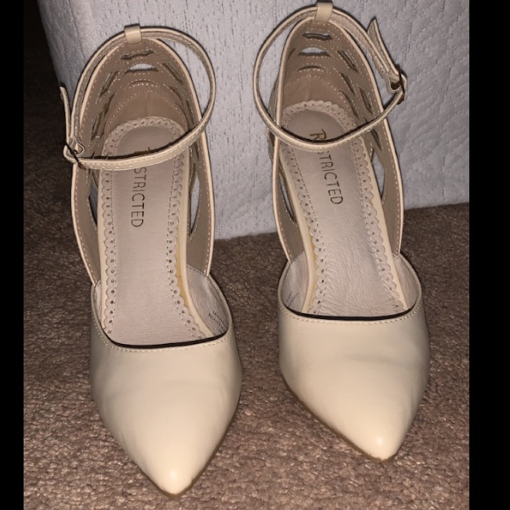 Creme leather heels